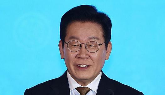 스탠드 메인기사