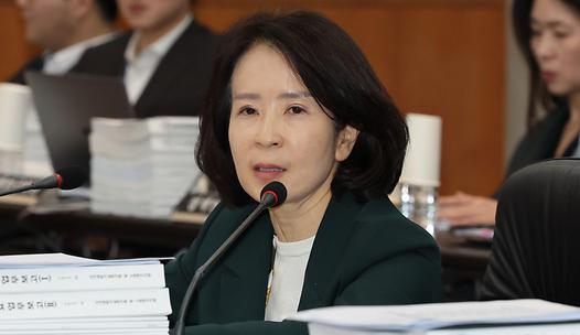 스탠드 메인기사