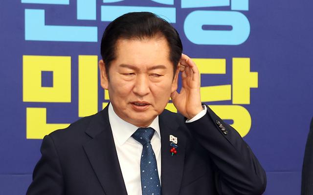 정청래, “국힘 일각 계엄 사과 주장...그런 사과 필요없어”