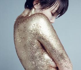 '이경실 딸' 손수아, 파격 노출 세미누드