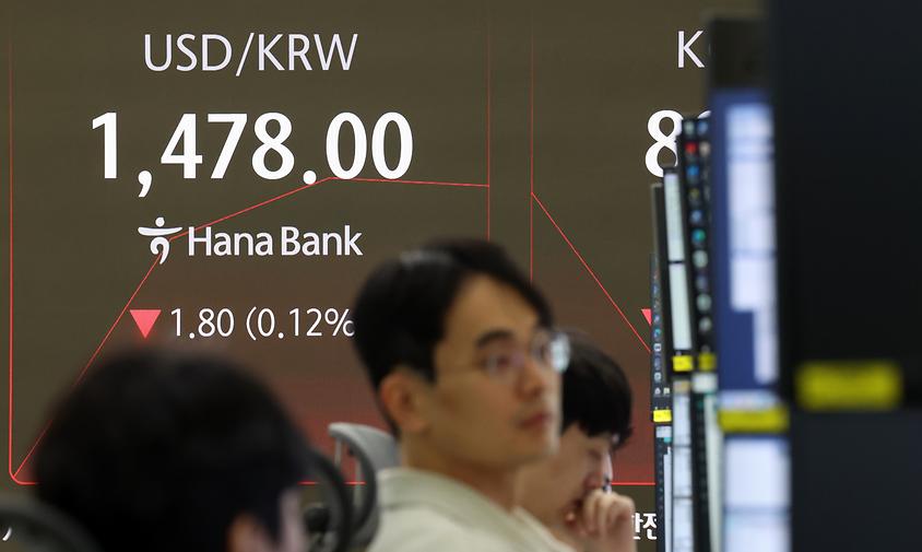 금융기관 외화보유 부담 줄인다…환율 억제 건전성 규제 완화(종합)