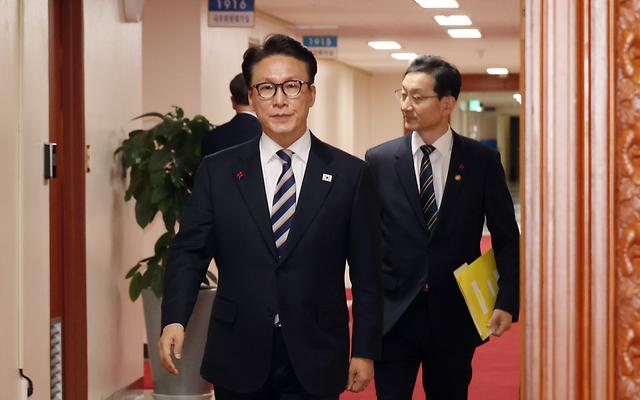 金총리 "국민이 이순신...국민을 섬기도록 전력투구"