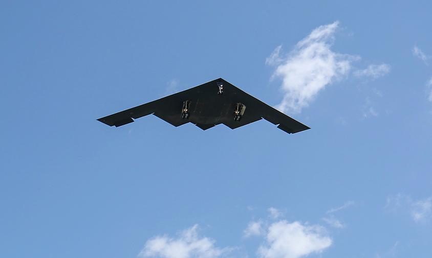 카타르 미군 기지에서 민간인 철수…트럼프, 이란 공습 준비하나