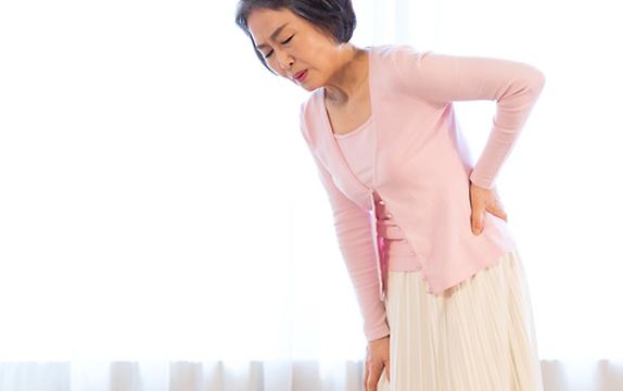 척추관 협착증의 증상과 예방에 도움이 되는 운동