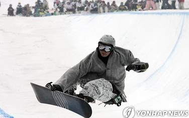 스노보드 잇단 토토 바카라 사이트 뒤에 불교가?…'달마 키즈' 키운 호산스님