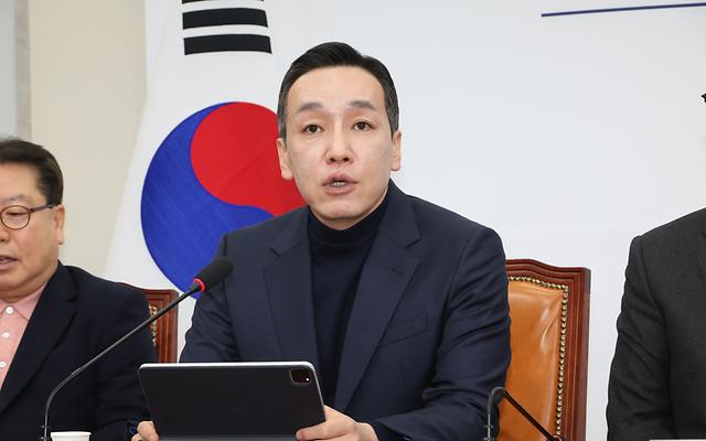 김민수 “대통령이 되면 죄가 사라지는 나라”