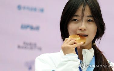 "17세의 역전 드라마"...최가온 금메달, 올림픽 전반기 최고 장면 선정 [메리트카지노]