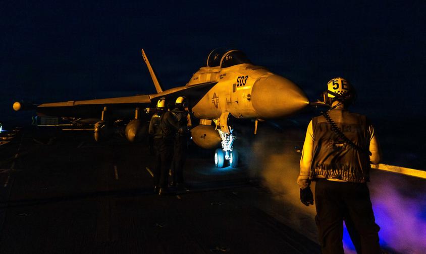 美 "오만만 이란 함정 모두 파괴" 호르무즈 해협 숨통 트나