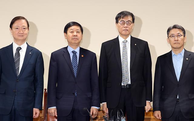 구윤철 "증시 해외투자자, 국내 조속 복귀해 혜택 누리길"