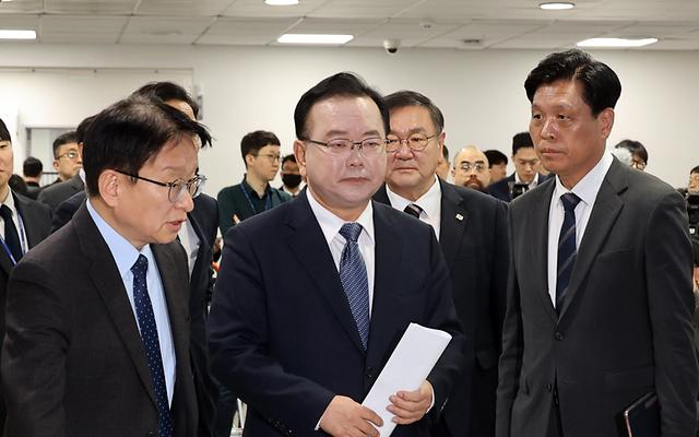 김부겸, 대구시장 출마 “대구, 국힘 버려야 산다”