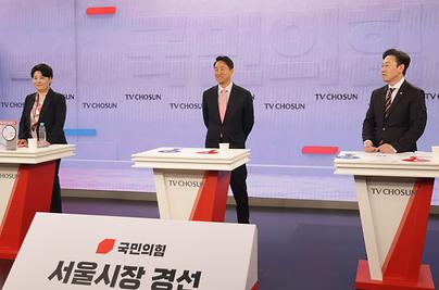 "한강버스·주택 부족문제 책임져야" 현역 오세훈 집중 견제