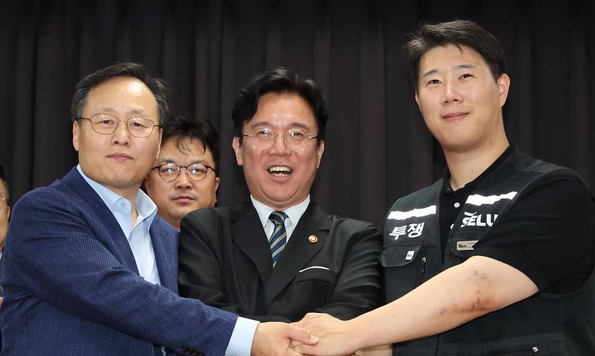 삼성전자, 반도체에 '10년간·이익 10.5%' 지급한다...'결렬부터 타결'까지(종합)