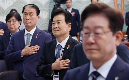 Lee Jae Myung, Chung Dong-young to Pursue Peace Policy Patiently Despite 'North Korean Landmine Explosion'... Jang Dong-hyuk: 