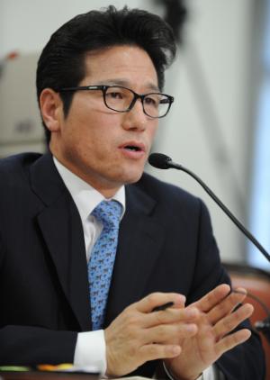 정병국 "개혁보수신당, 대선 승리 위한 합종연횡 안해"