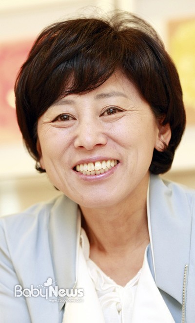 “국공립어린이집 확충은 의지의 문제”