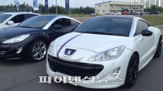 푸조 RCZ