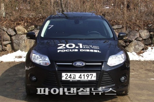 [동영상 시승기] 포드 ‘포커스’, 가격 대비 성능은 글쎄..