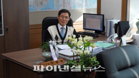 금융권 지역본부장에게 듣는다-대구은행 부산울산경남 사랑본부 견성필 본부장