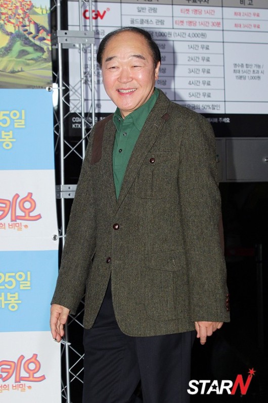 [포토] 배우 장광 '푸근한 미소 띄우며 입장' - 파이낸셜뉴스