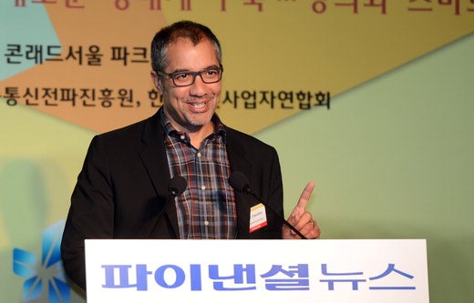 [제4회 모바일코리아포럼] (2) 통신인터넷 시장 선도하는 롭 챈덕 퀄컴 인터넷서비스 사장