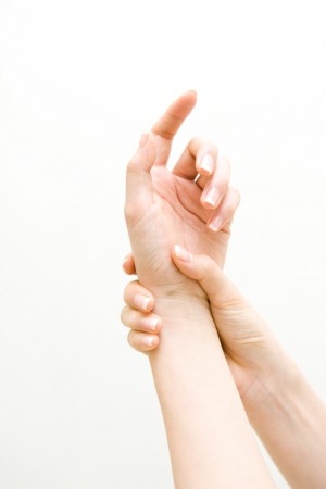 손움직임에 의한 방아쇠수지증후군, 어떻게 치료하나