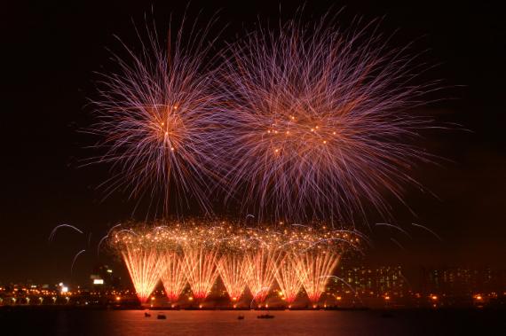 한화, 태풍 '콩레이'에도 '서울세계불꽃축제 2018' 예정대로 진행