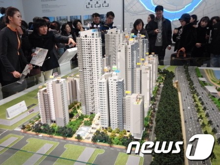 [분양현장+]‘반포의 귀환’ 알리는 ‘아크로리버 파크’