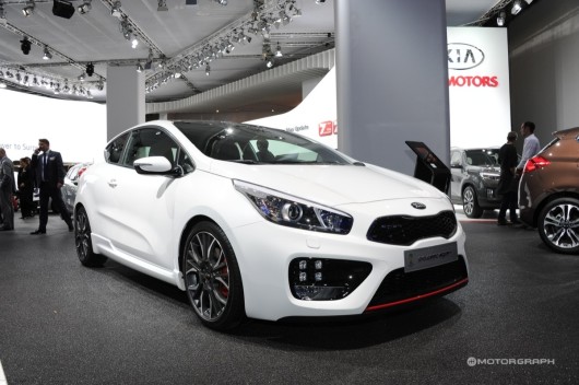 기아차 프로씨드 GT에 앉아보니…”국산차 느낌 없어”