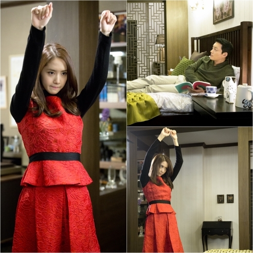 ▲ KBS2 '총리와 나'에서 윤아가 손을 들고 벌을 서고 있다. SM C&C제공