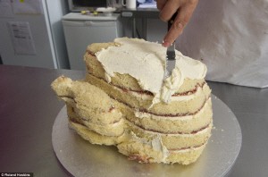 케이크로 만든 크리스마스 칠면조 요리 ‘화제’