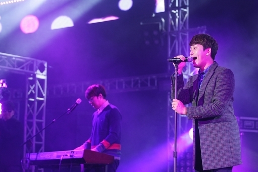 ‘롯데면세점 패밀리콘서트’, 이은미부터 김범수까지..부산서 뭉쳤다