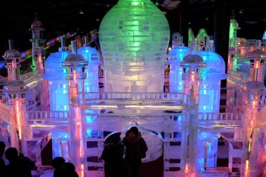 [사진] 얼음으로 만든 타지마할 궁전