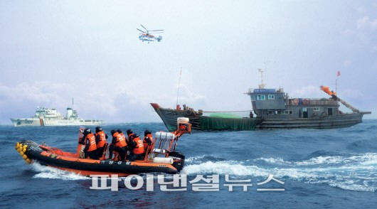 대한민국의 빛과 소금--- 공복들) “불법조업 중국어선에 쇠파이프 맞으며 바다 지키는 해양경찰 특수기동대