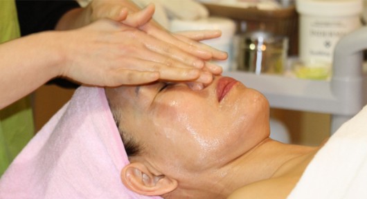 블랙헤드-화이트헤드 없는 깨끗한 코 만들려면?