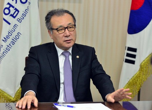 한정화 중소기업청 청장 “가업승계 稅부담 줄여 장수&middot;강소기업 늘릴것”