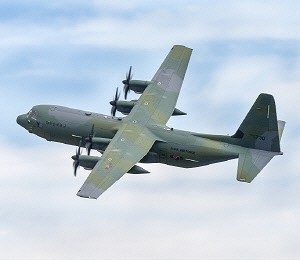 방사청, 미국서 C-130J 수송기 인수
