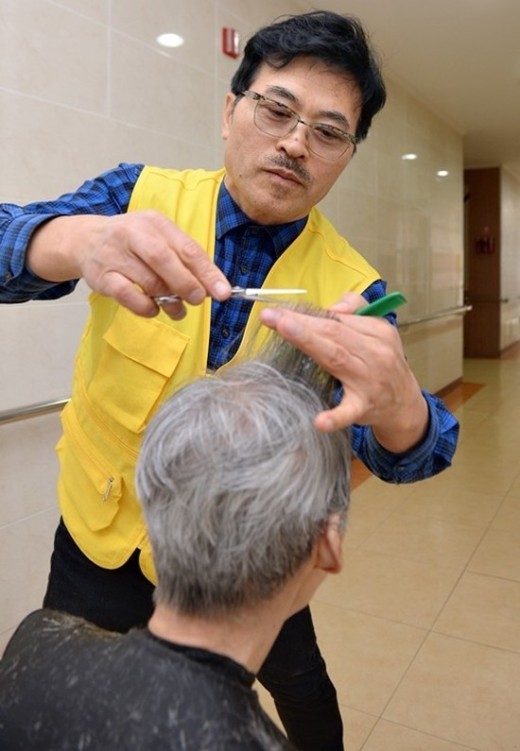 [인물 줌인]‘박준뷰티랩’ 박준, 소록도에 피는 봉사의 꽃