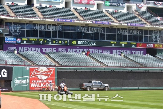 넥센타이어, ‘추신수 활약’ 텍사스 레인저스와 파트너십 체결