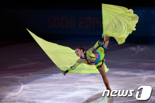 소치때 '김연아 金 뺏은' 소트니코바 "발리예바, 넌 우리의 영웅"