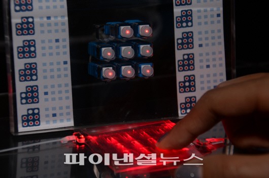 ETRI, 얇고 휘어지며 투명한 촉각센서 개발