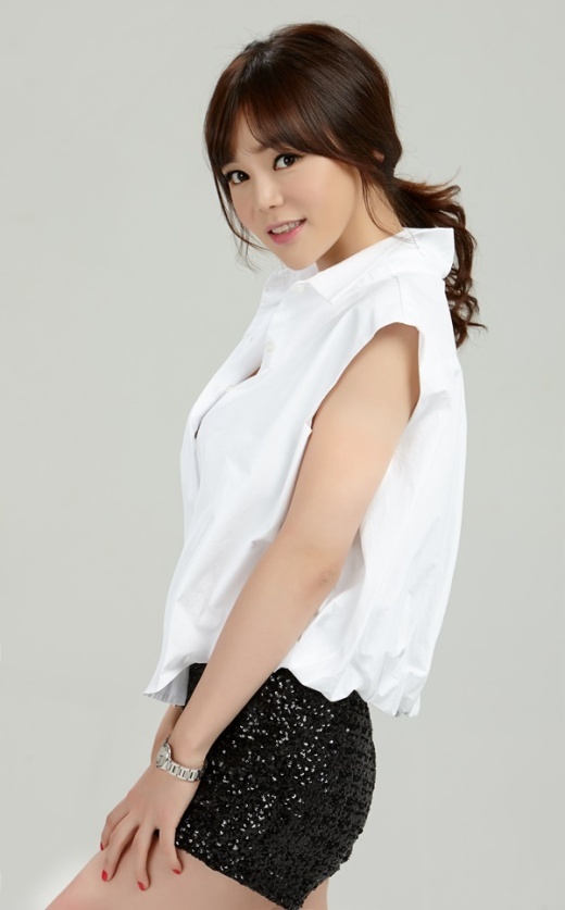 트로트가수 한수영, “‘환상의 커플’ 운명처럼 내게온 노래”(인터뷰)