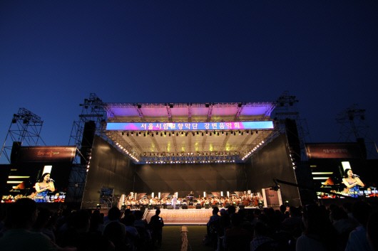 무료로 즐기는 피크닉 콘서트…서울시향 ‘강변 음악회’