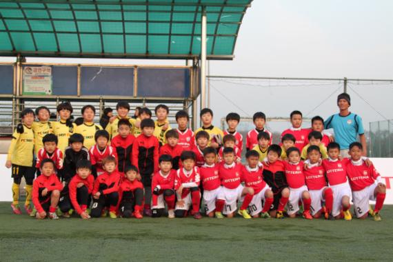 롯데리아, 베트남 챌린지컵 우승 유소년 축구단 한국 초청