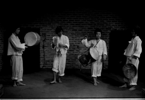 김수근 문화재단, '공간사랑' 공연 사진자료 기증