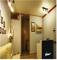 YJ 왁싱 관계자는 "직원 한사람이 담당하는 고객을 3명 이하로 제한하기 때문에 시술 집중도가 높다"고 전했다.