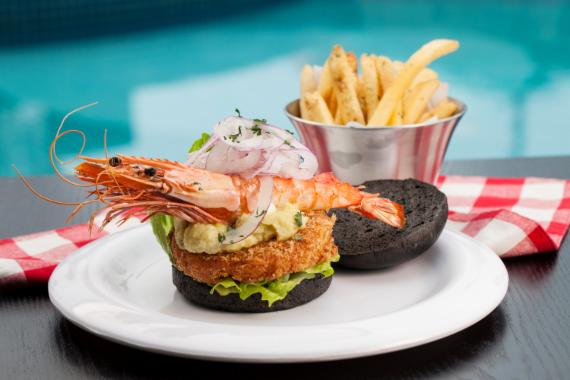 켄싱턴 제주 호텔의 프리미엄 수제 버거 '피크닉 팩'