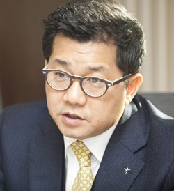 최효종 하나대투증권 IPS본부장 "초저금리 시대 위험분산 안정적 투자 중요"