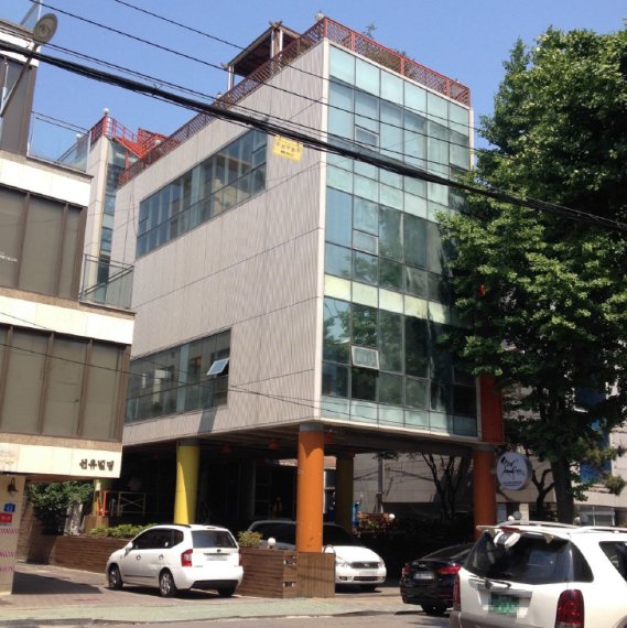 연예기획사 스타제국 합정동 사옥 법원 경매 37억5893만원에 나와