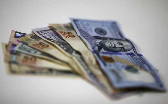 '25년만에 최악' 브라질 경제, 도미노 악재 대기