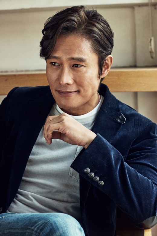 Ли бен хон. Ли бён Хон. Ли бён Хон сейчас. Ли Джон-Хон. Lee Byung hun 2020.